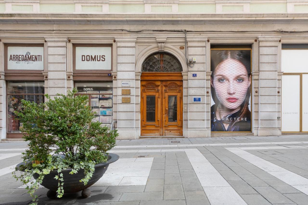 Trieste Chic Studio: Historic Elegance מראה חיצוני תמונה